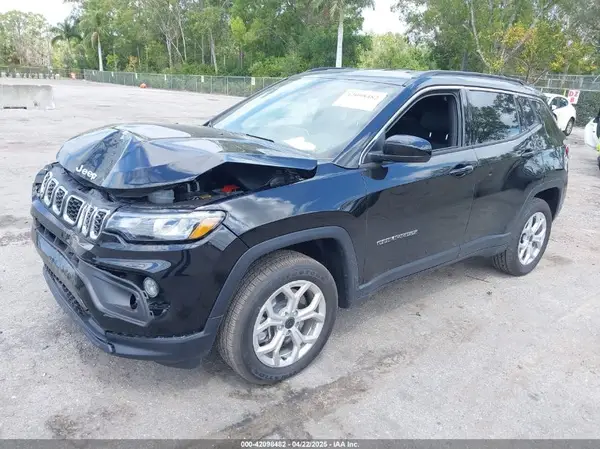 3C4NJDBN9ST569440 2025 JEEP COMPASS - Image 2