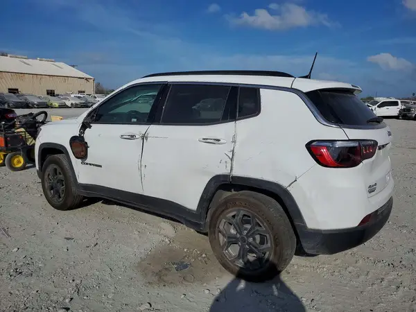 3C4NJDBN9ST577599 2025 JEEP COMPASS - Image 2