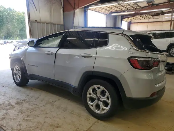 3C4NJDBN9ST597805 2025 JEEP COMPASS - Image 2