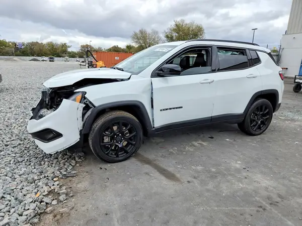 3C4NJDBN9ST607538 2025 JEEP COMPASS - Image 1