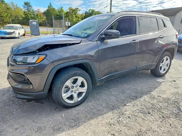 3C4NJDBNXPT501879 2023 JEEP COMPASS - Image 1