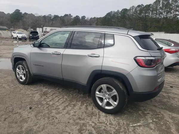 3C4NJDBNXPT508458 2023 JEEP COMPASS - Image 2