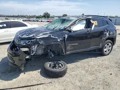 3C4NJDBNXPT533201 2023 JEEP COMPASS
