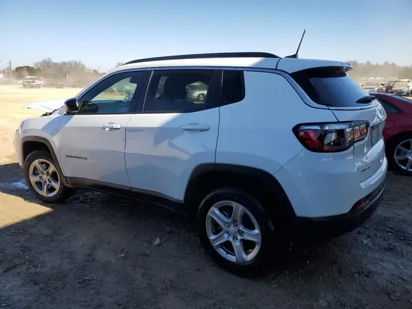 3C4NJDBNXPT553271 2023 JEEP COMPASS - Image 2