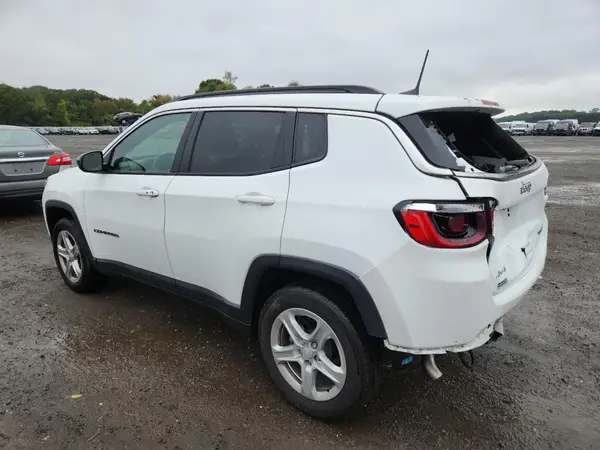 3C4NJDBNXPT558728 2023 JEEP COMPASS - Image 2
