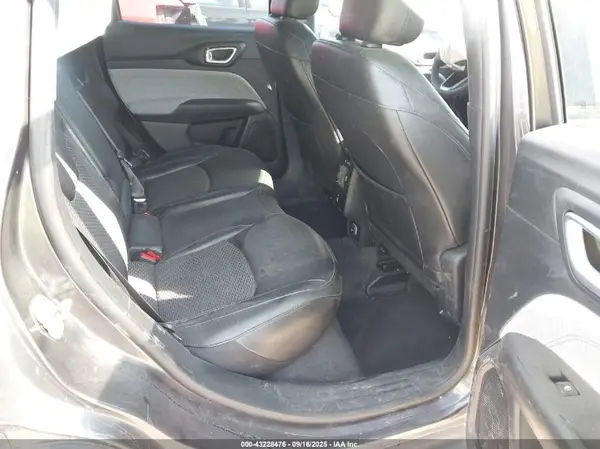 3C4NJDBNXPT559197 2023 JEEP COMPASS - Image 8
