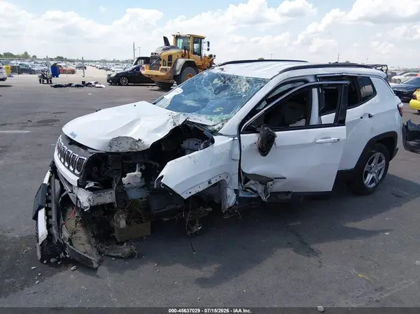 3C4NJDBNXPT561726 2023 JEEP COMPASS - Image 2