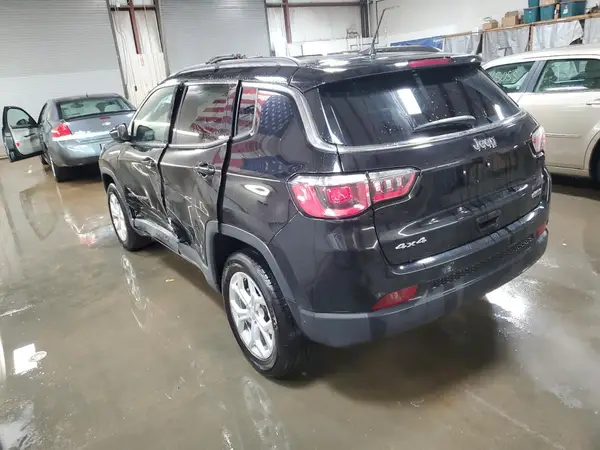 3C4NJDBNXRT109830 2024 JEEP COMPASS - Image 2