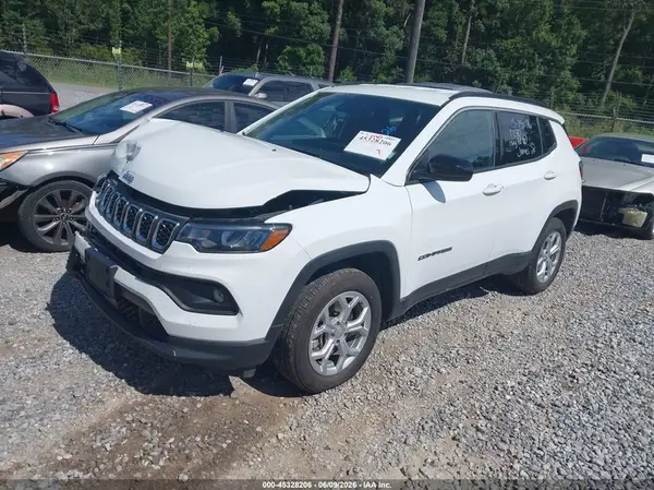 3C4NJDBNXRT110735 2024 JEEP COMPASS - Image 2