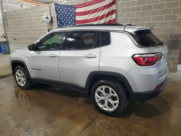 3C4NJDBNXRT111593 2024 JEEP COMPASS - Image 2
