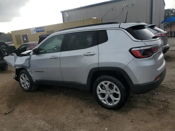 3C4NJDBNXRT113618 2024 JEEP COMPASS - Image 2