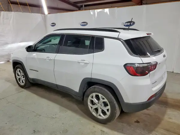 3C4NJDBNXRT117040 2024 JEEP COMPASS - Image 2