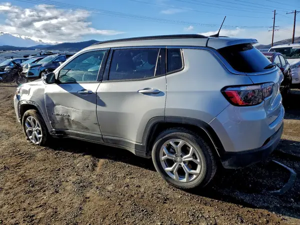 3C4NJDBNXRT117426 2024 JEEP COMPASS - Image 2