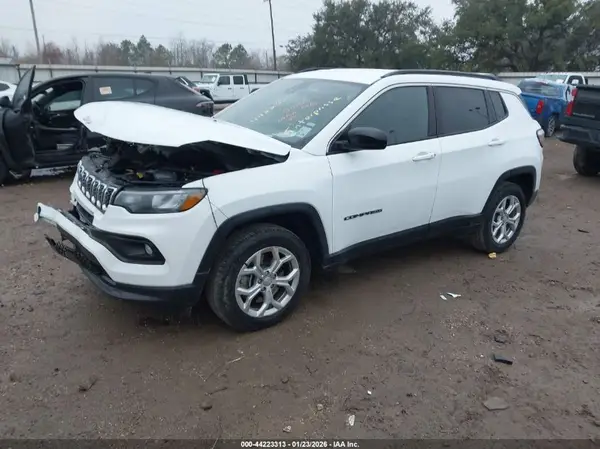 3C4NJDBNXRT117751 2024 JEEP COMPASS - Image 2