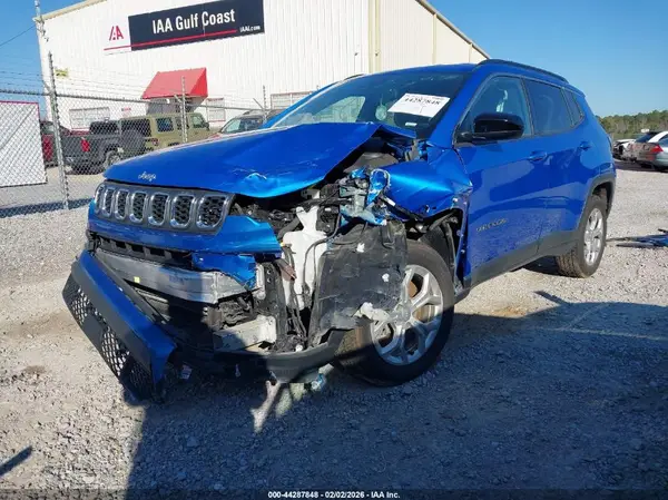 3C4NJDBNXRT117944 2024 JEEP COMPASS - Image 2