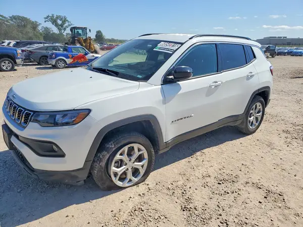 3C4NJDBNXRT118107 2024 JEEP COMPASS - Image 1