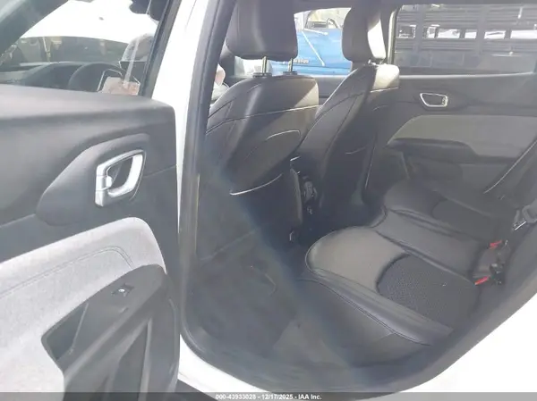 3C4NJDBNXRT118754 2024 JEEP COMPASS - Image 8