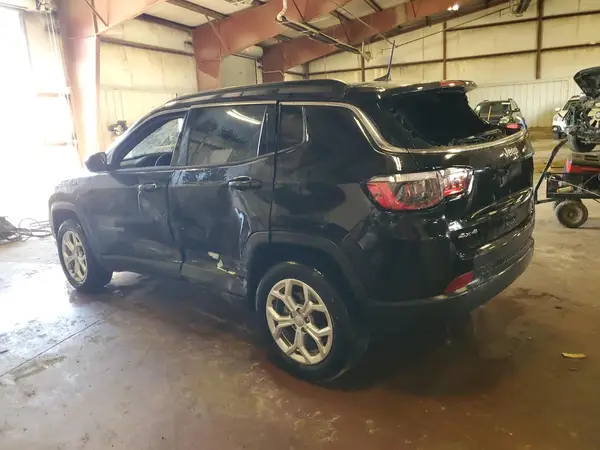 3C4NJDBNXRT135408 2024 JEEP COMPASS - Image 2