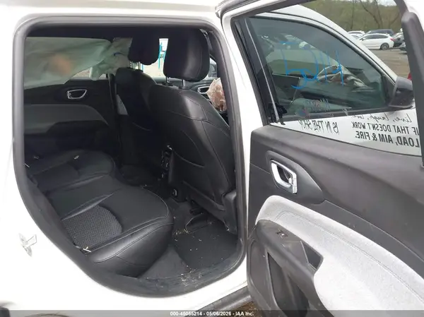 3C4NJDBNXRT579906 2024 JEEP COMPASS - Image 8