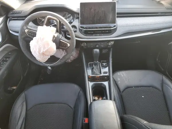 3C4NJDBNXRT585916 2024 JEEP COMPASS - Image 8