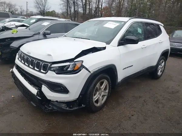 3C4NJDBNXRT599105 2024 JEEP COMPASS - Image 2