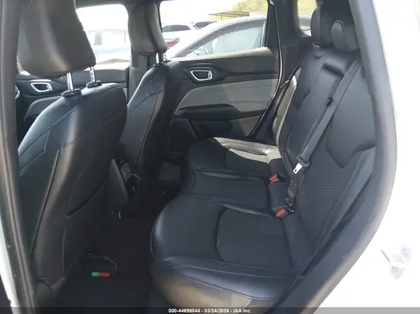 3C4NJDBNXRT604335 2024 JEEP COMPASS - Image 8
