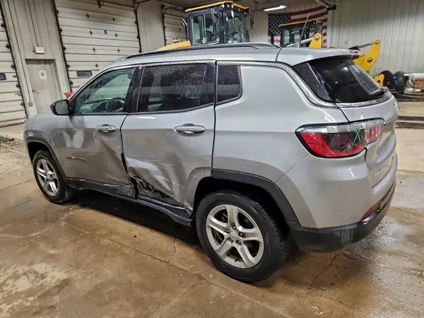 3C4NJDBNXRT605257 2024 JEEP COMPASS - Image 2