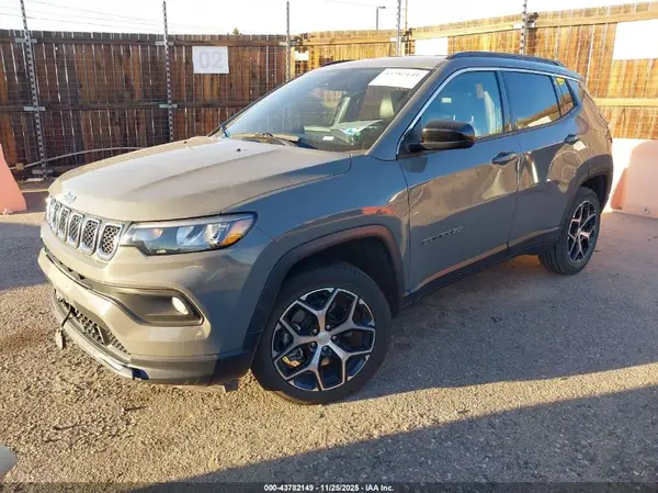 3C4NJDBNXRT605923 2024 JEEP COMPASS - Image 2