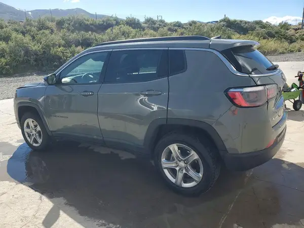 3C4NJDBNXRT607042 2024 JEEP COMPASS - Image 2