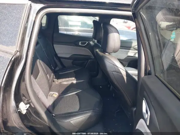 3C4NJDBNXRT607445 2024 JEEP COMPASS - Image 8