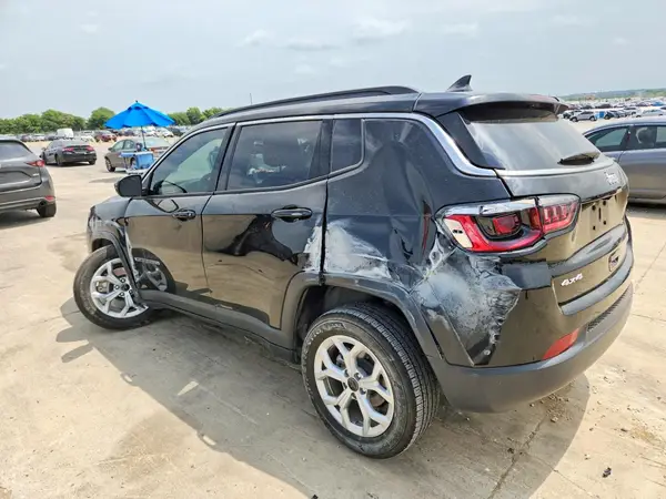 3C4NJDBNXST508985 2025 JEEP COMPASS - Image 2