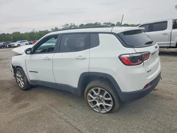 3C4NJDBNXST516424 2025 JEEP COMPASS - Image 2