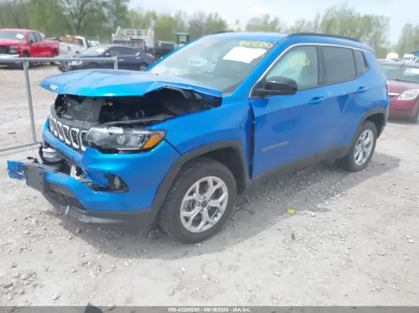 3C4NJDBNXST526547 2025 JEEP COMPASS - Image 2