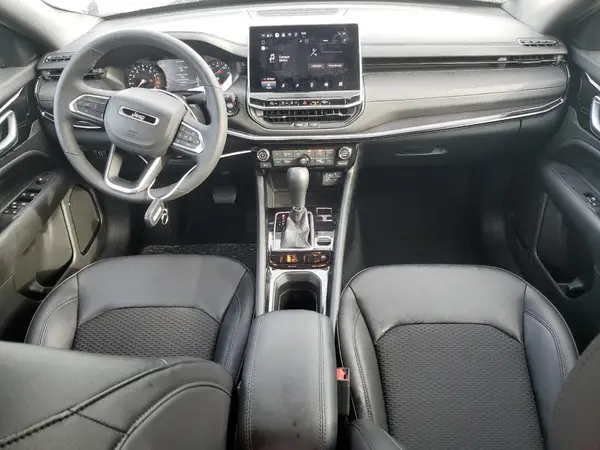 3C4NJDBNXST527083 2025 JEEP COMPASS - Image 8