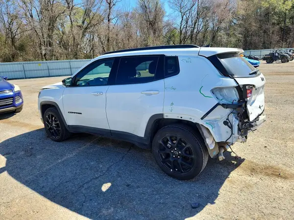 3C4NJDBNXST528573 2025 JEEP COMPASS - Image 2