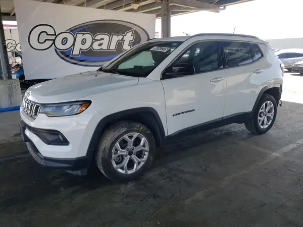 3C4NJDBNXST547107 2025 JEEP COMPASS - Image 1