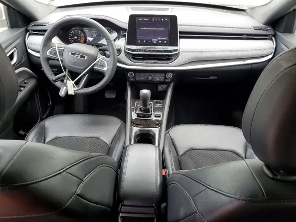 3C4NJDBNXST548810 2025 JEEP COMPASS - Image 8