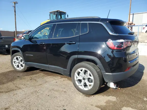 3C4NJDBNXST551870 2025 JEEP COMPASS - Image 2