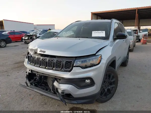3C4NJDBNXST561671 2025 JEEP COMPASS - Image 2
