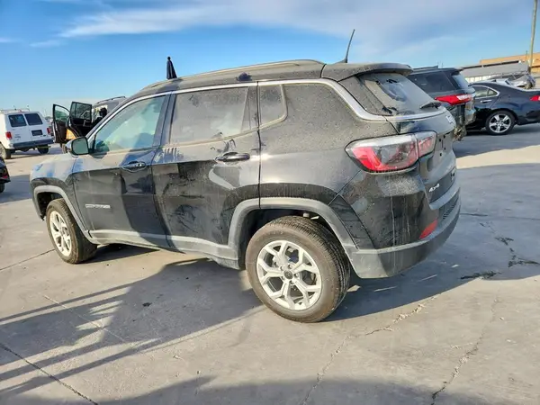 3C4NJDBNXST566224 2025 JEEP COMPASS - Image 2