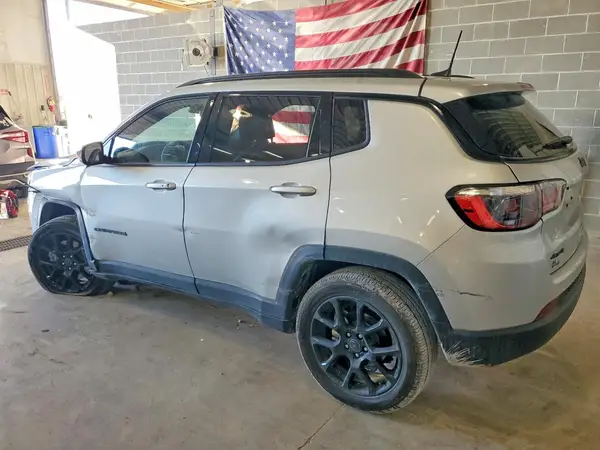 3C4NJDBNXST578020 2025 JEEP COMPASS - Image 2