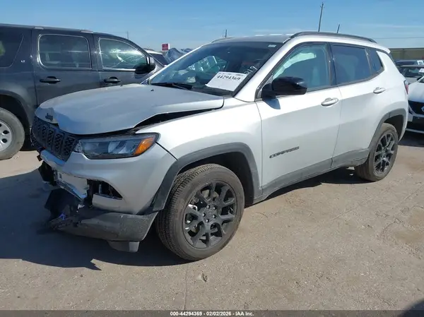 3C4NJDBNXTT179965 2026 JEEP COMPASS - Image 2