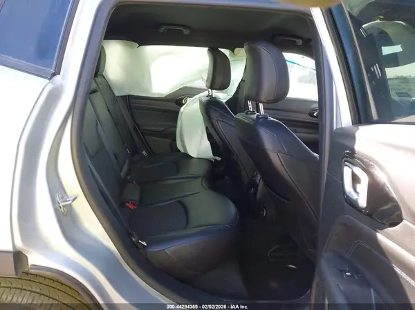 3C4NJDBNXTT179965 2026 JEEP COMPASS - Image 8