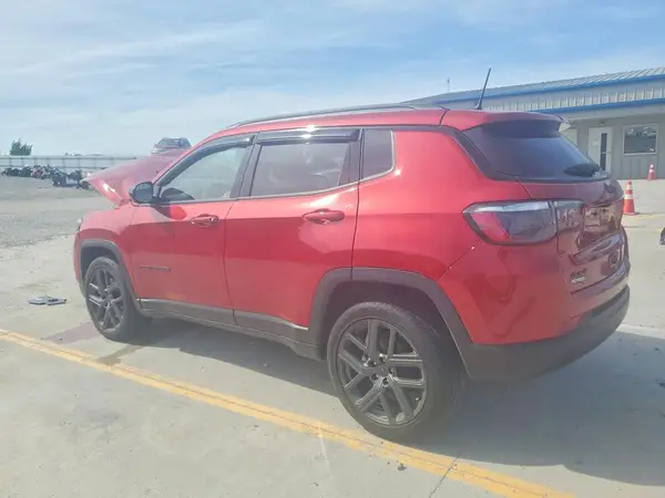 3C4NJDBNXTT201530 2026 JEEP COMPASS - Image 2