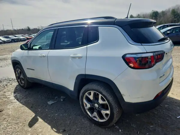 3C4NJDCB0HT624841 2017 JEEP COMPASS - Image 2