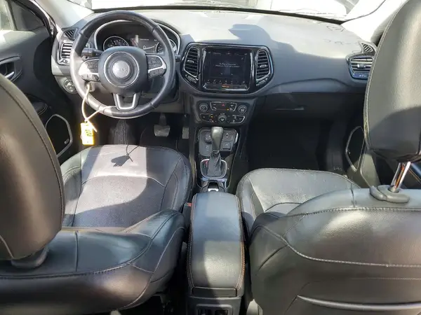 3C4NJDCB0HT631062 2017 JEEP COMPASS - Image 8