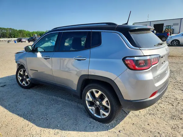3C4NJDCB0HT635595 2017 JEEP COMPASS - Image 2
