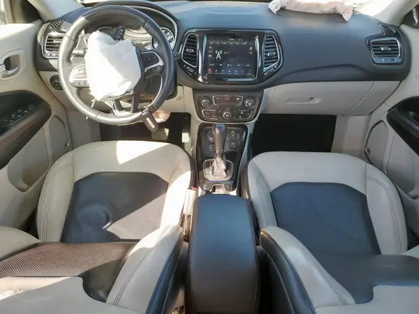 3C4NJDCB0HT666362 2017 JEEP COMPASS - Image 8