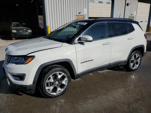 3C4NJDCB0JT117539 2018 JEEP COMPASS - Image 1