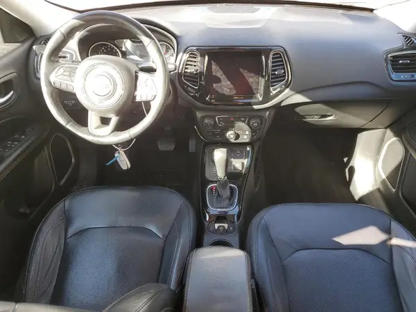3C4NJDCB0JT117539 2018 JEEP COMPASS - Image 8